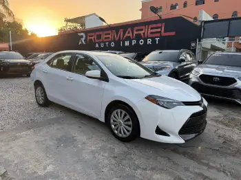 Toyota corolla le 2019