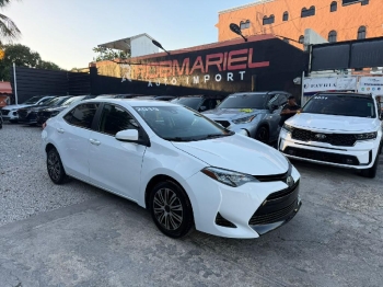 Toyota corolla le 2019