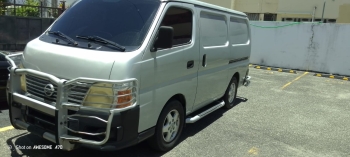 Vendo nissan urvan 2011
