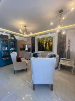 Apartamento de 3 habitaciones en venta en la av. independencia.