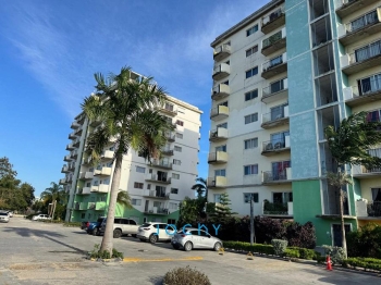 Jochy real estate vende penthouse en el residencial bella stonia la ro
