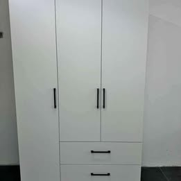 Ropero moderno grande