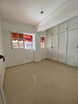 Apartamento en venta alma rosa segunda 4to nivel.