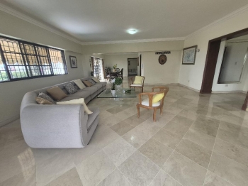 Apartamento de 3 habitaciones en venta en la esperilla.