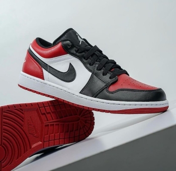 Tenis sneakers nike air jordan retro 1 low bred toe original 2k26