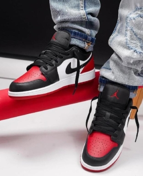 Tenis teni nike air jordan retro 1 low bred toe original 2k26