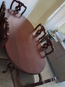 Juego comedor 6 sillas en caoba