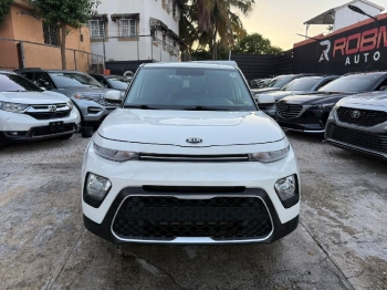 Kia soul lx 2020