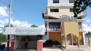Vendo hotel en pedernales operando con mas de 20 habitaciones