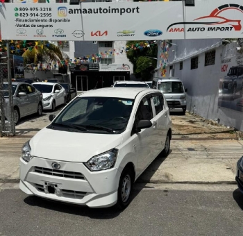Daihatsu mira 2018 en santo domingo este