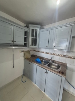 Se vende apartamento en la avenida independencia km 7  3er. nivel 2 ha