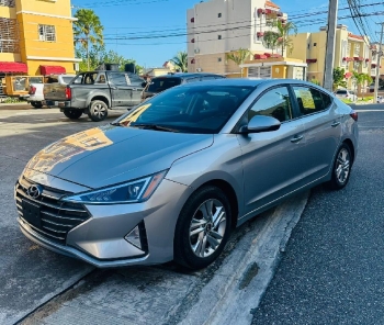 Hyundai elantra 2020
