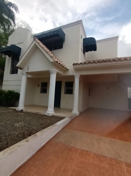 ???? casa en venta  residencial arrollo manzano