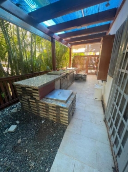 Villa en venta de 5 habitaciones en juan dolio.