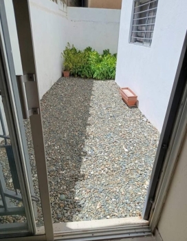 Apartamento próximo a mirador sur  primer piso con patio  privado 2 ha