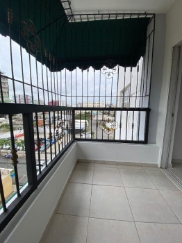 Amplio apartamento en alquiler en evaristo morales