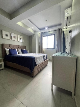 Renta de apartamento amueblado en la esperilla