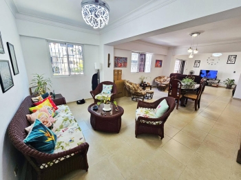 Apartamento con terraza julieta morales.