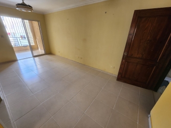 Apartamento en venta en la jacobo majluta de 3 habitaicones