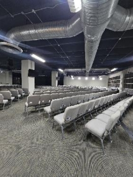 Corporate building for lease – premium space for large-scale operation