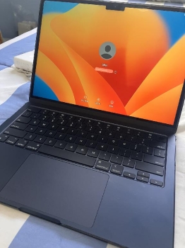 Apple macbook air m2