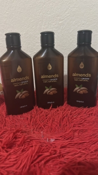Aceite de almendra 100 almendras para el cuidado corporal