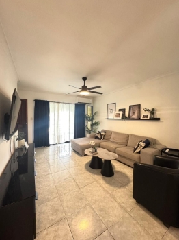 Apartamento en venta en evaristo morales a pasos de la av. winston chu