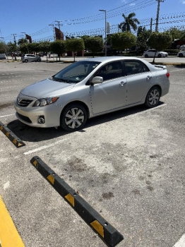 Toyota corolla 2013 de oportunidad buenas condiciones