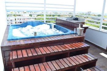 Penthouse de lujo con terraza y jacuzzi frente al mirador sur  345 m
