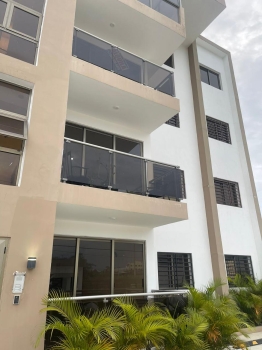 Apartamento en venta en la jacobo majluta