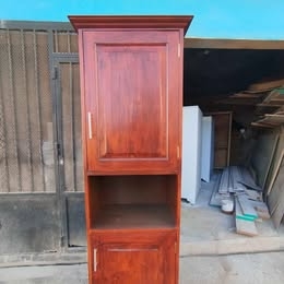 Armario de cocina con hueco para microonda