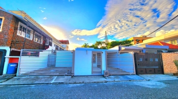 Casa en alquiler en av. independencia para vivir o negocio