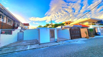 Espaciosa casa en alquiler en miramar zona tranquila de la ciudad de s