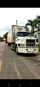 Cabezote mack 96 tontamente mecánico de barrilla