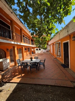 Amplia y exclusiva propiedad en zona estratégica de santo domingo 8 ha