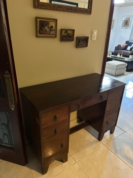 Credenza / escritorio vintage en madera maciza