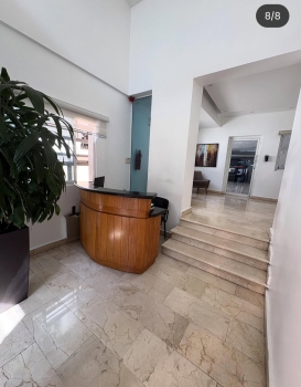 Apartamento moderno y céntrico en evaristo morales con jacuzzi y 2 par
