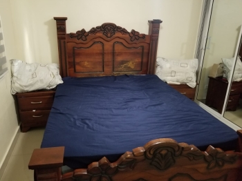 Oferta -  cama queen de caoba real colchón doble pillowtop casi nuevo.