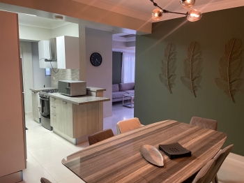 El apartamento esta en un tercer nivel tiene…. naco    128.5 metros cu