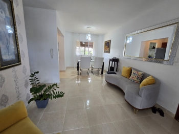 Apartamento en alquiler en la jacobo majluta colinas del arroyo ii.  4