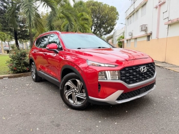 Hyundai santa fe 2023  optimas condiciones impecable nuevaaaaa.