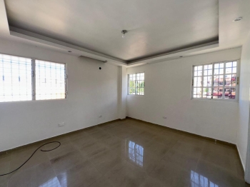 Apartamento de 3 habitaciones en venta en alma rosa i