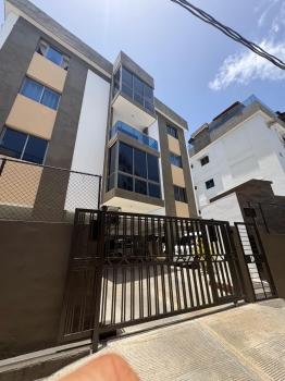 Apartamento amueblado en venta evaristo morales ideal para inversión y