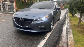 Mazda 3 touring 2014 en peravia