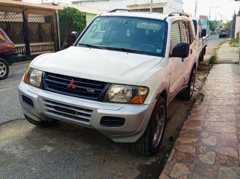 Mitsubishi montero 2001 gasolina