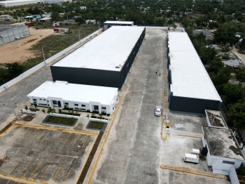 Nave comercial desde 300 metros y us3000 dolares