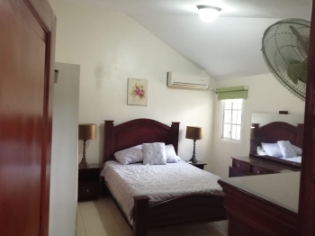 Confortable y funcional apartamento amueblado en bella vista