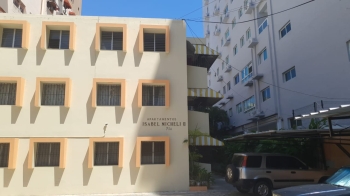 Confortable apartamento con excelente distribucion en condominio tranq