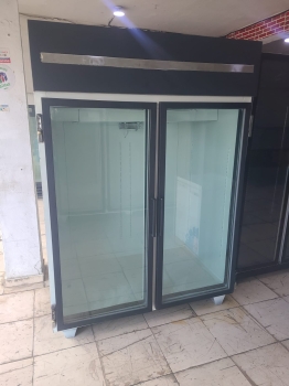 Frezer exhibidor de 50 pies cubicos listo para negocio con envio y gar