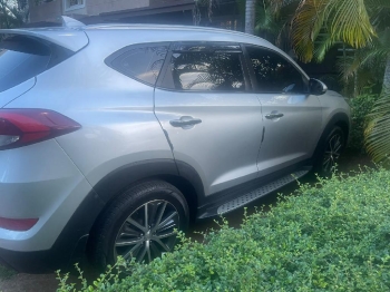Vendo hyundai tucson excelentes condiciones negociable
